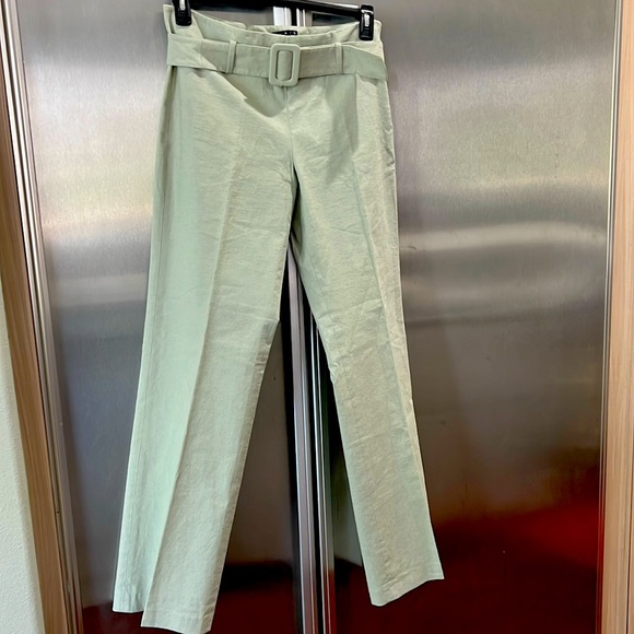 NWOT Magaschoni linen/cotton blend trousers with belt. - Picture 1 of 14